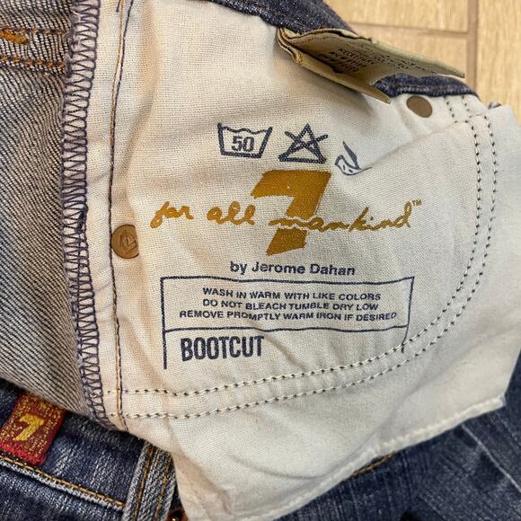 7 For All Mankind Bootcut Jeans Women’s 29 Made in USA Dark Wash Stretch Denim - Picture 3 of 12